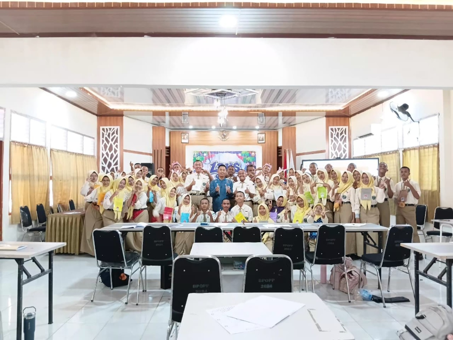 Sesi pembelajaran Bhunga Amator bersama peserta